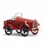 RED VINTAGE CAR