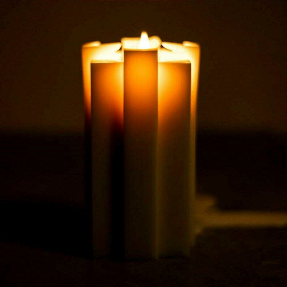 
                  
                    ENZO SCULPTURAL CANDLE
                  
                
